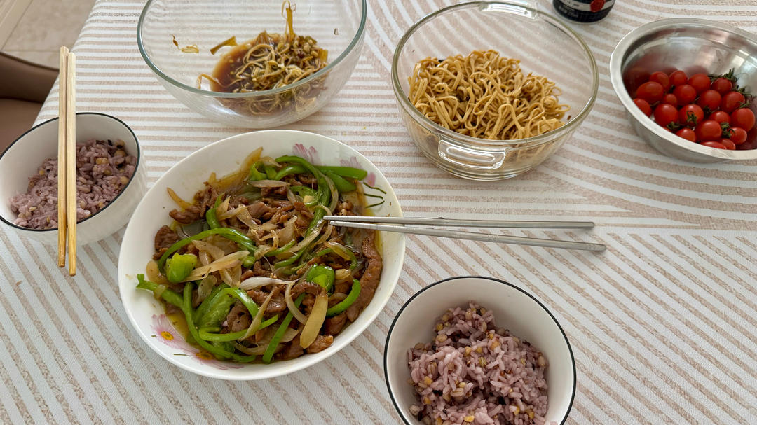 杭椒牛柳黑椒牛柳 终于找到炒出嫩牛肉的办法了 肉片肉丝都适用