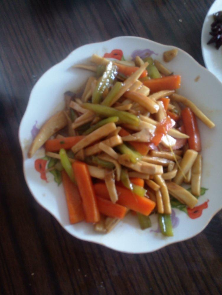 青椒素炒杏鲍菇