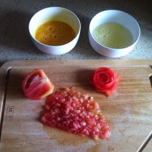心形西红柿蛋烧的做法 步骤1