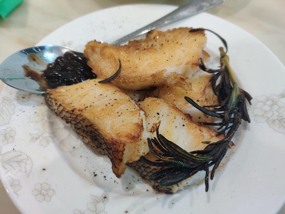 香煎柠檬银鳕鱼