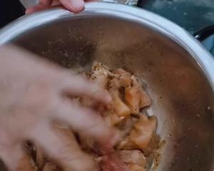 好吃到停不下来的盐酥鸡做法（快手版）的做法 步骤2