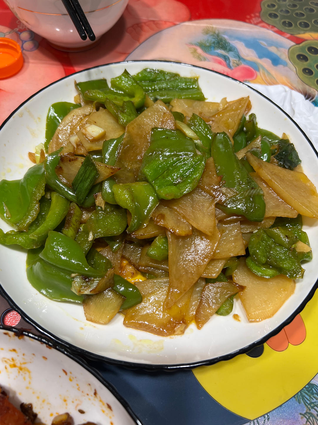 土豆片炒辣椒