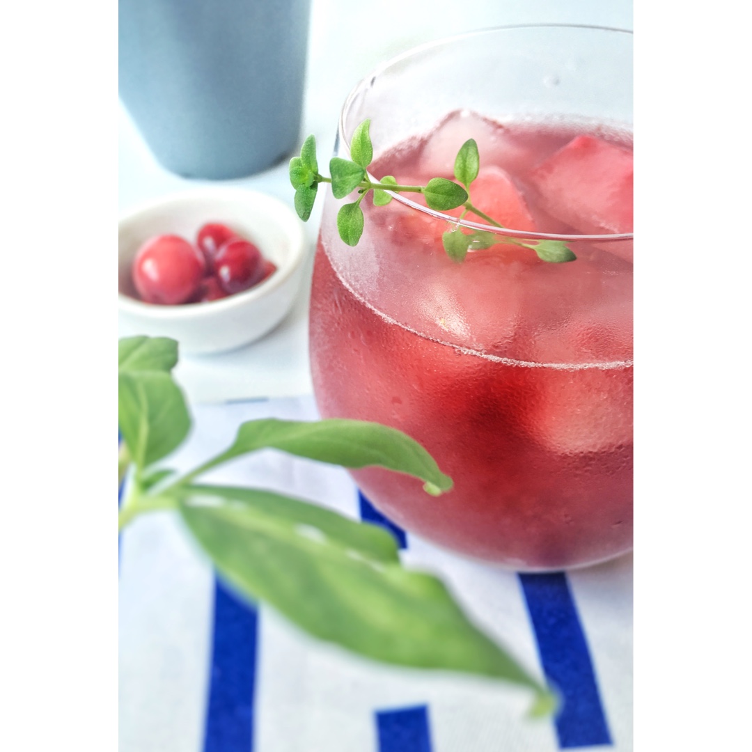 树莓夏日饮（消耗不新鲜或者有瑕疵的树莓）