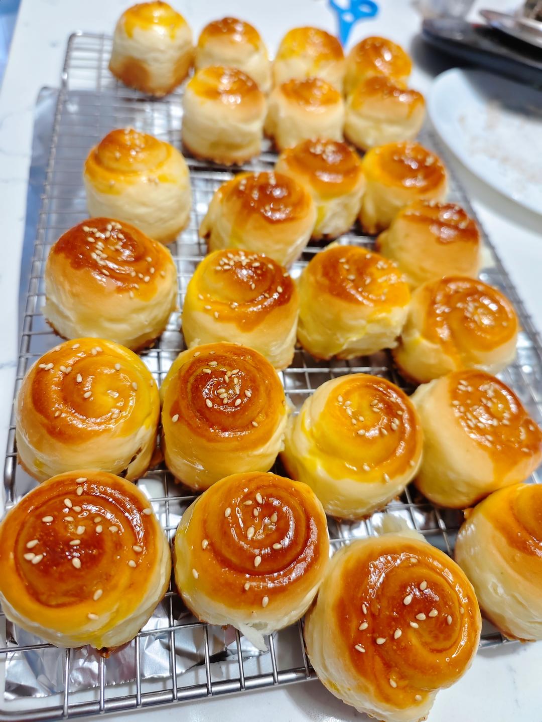 脆底蜂蜜小面包