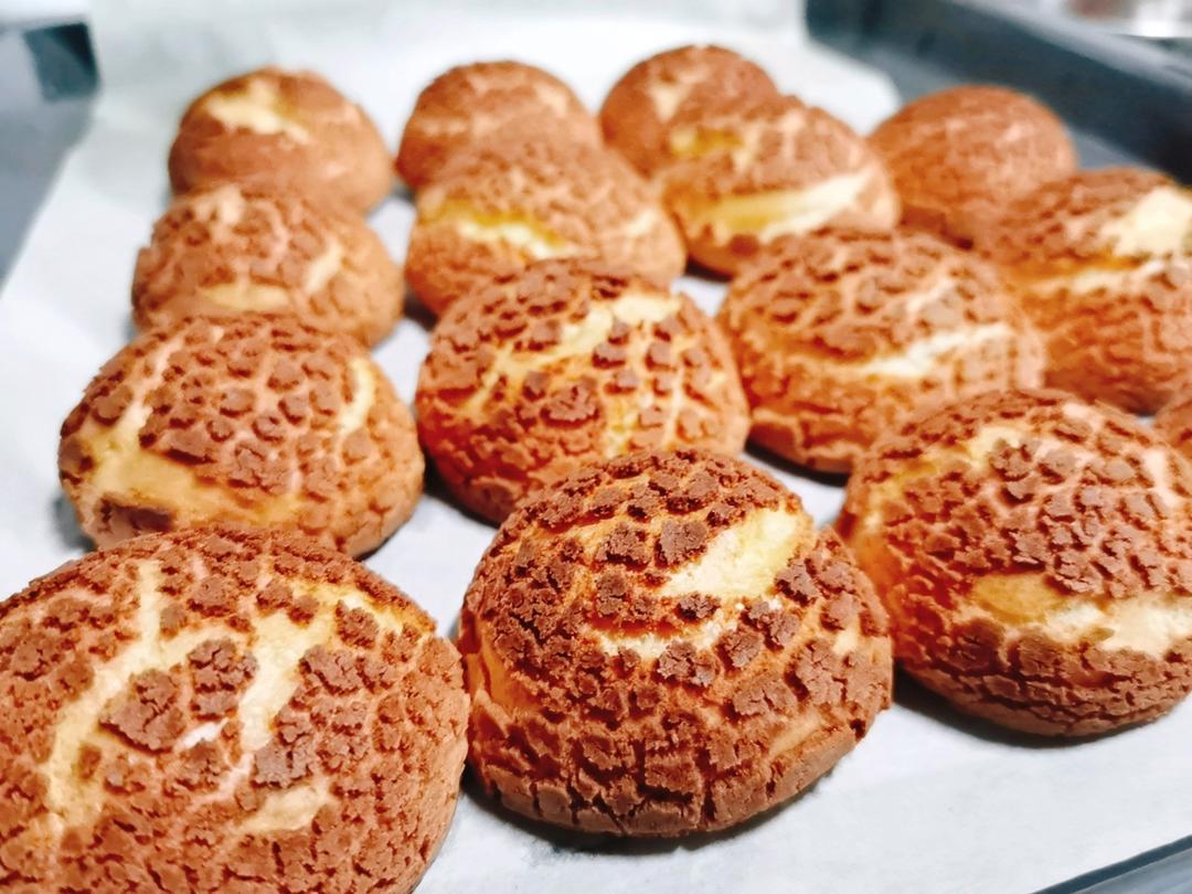 高颜值❗️超好吃❗️酥皮草莓泡芙❗️详细步骤