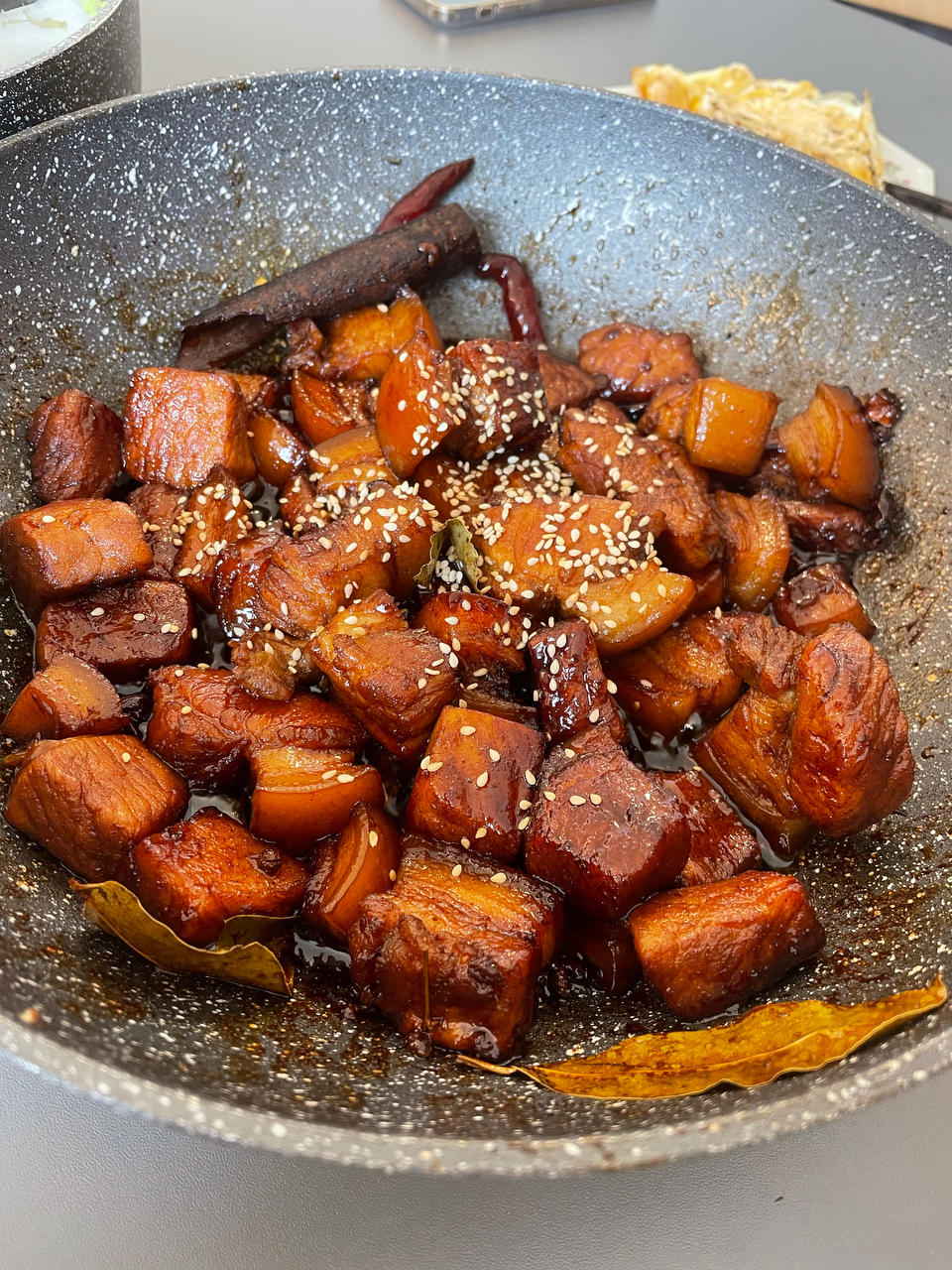 不焯水不放油的家常红烧肉