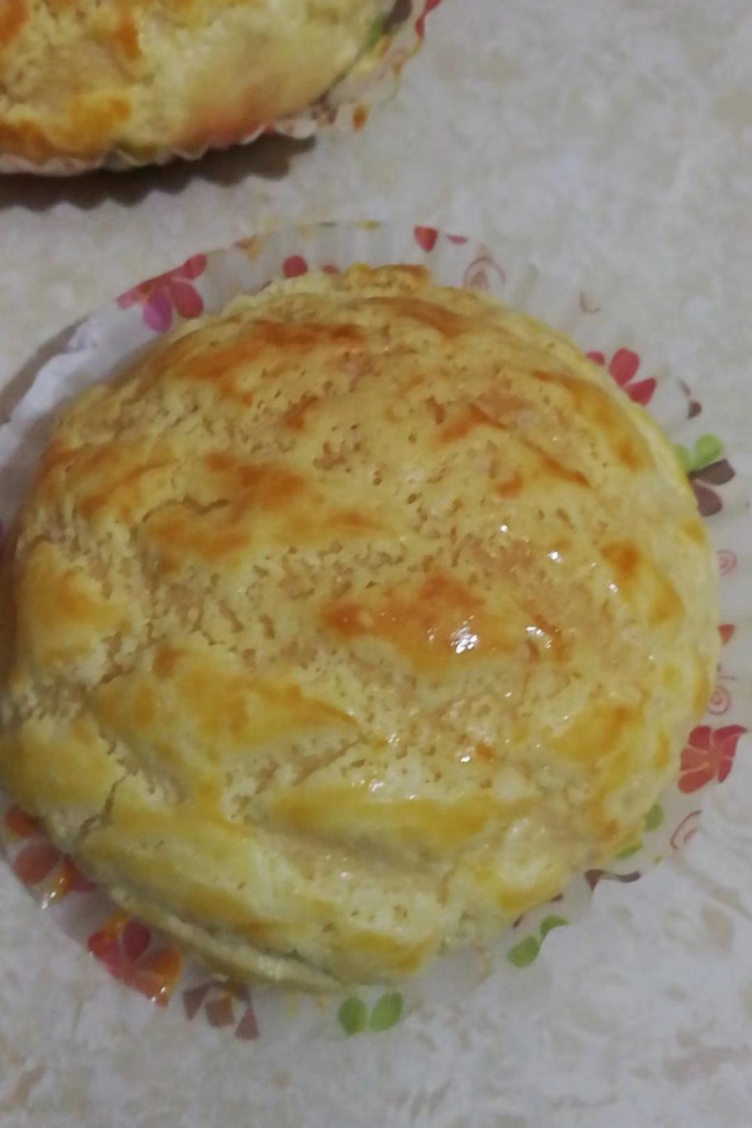 好吃到炸裂的港式菠萝包（附带制作酥皮的小视频）