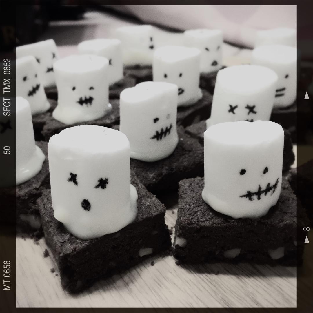 万圣节萌蠢小鬼布朗尼