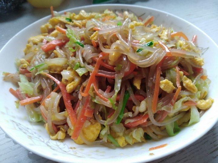 包菜炒粉丝