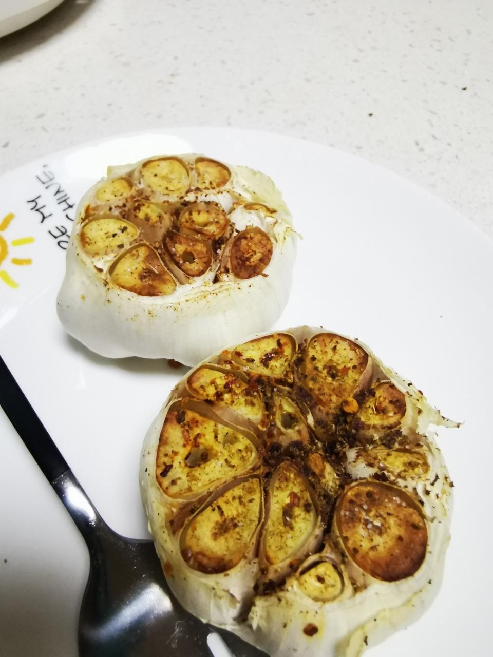 快手空气炸锅烤蒜