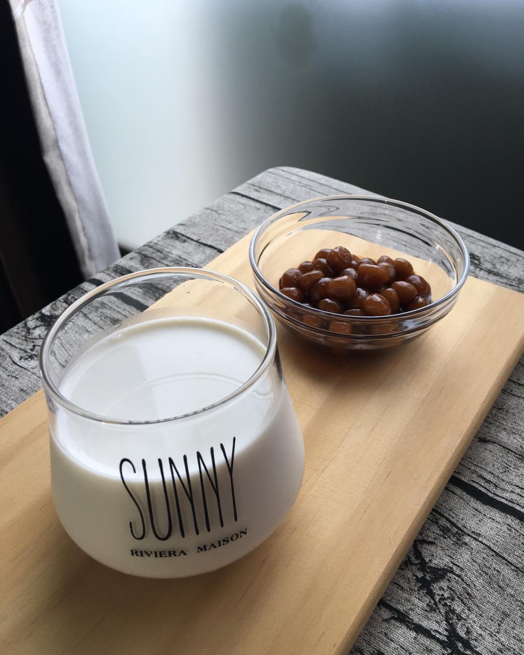 周佬做的黑糖珍珠鲜奶-在家喝鹿角巷