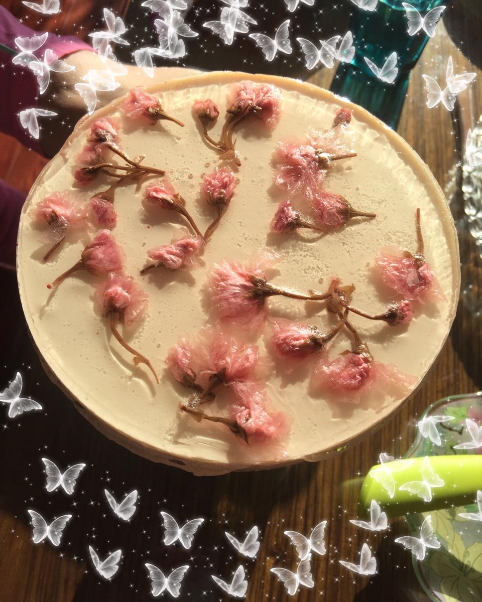 颜值爆表的樱花慕斯。（6寸圆模）