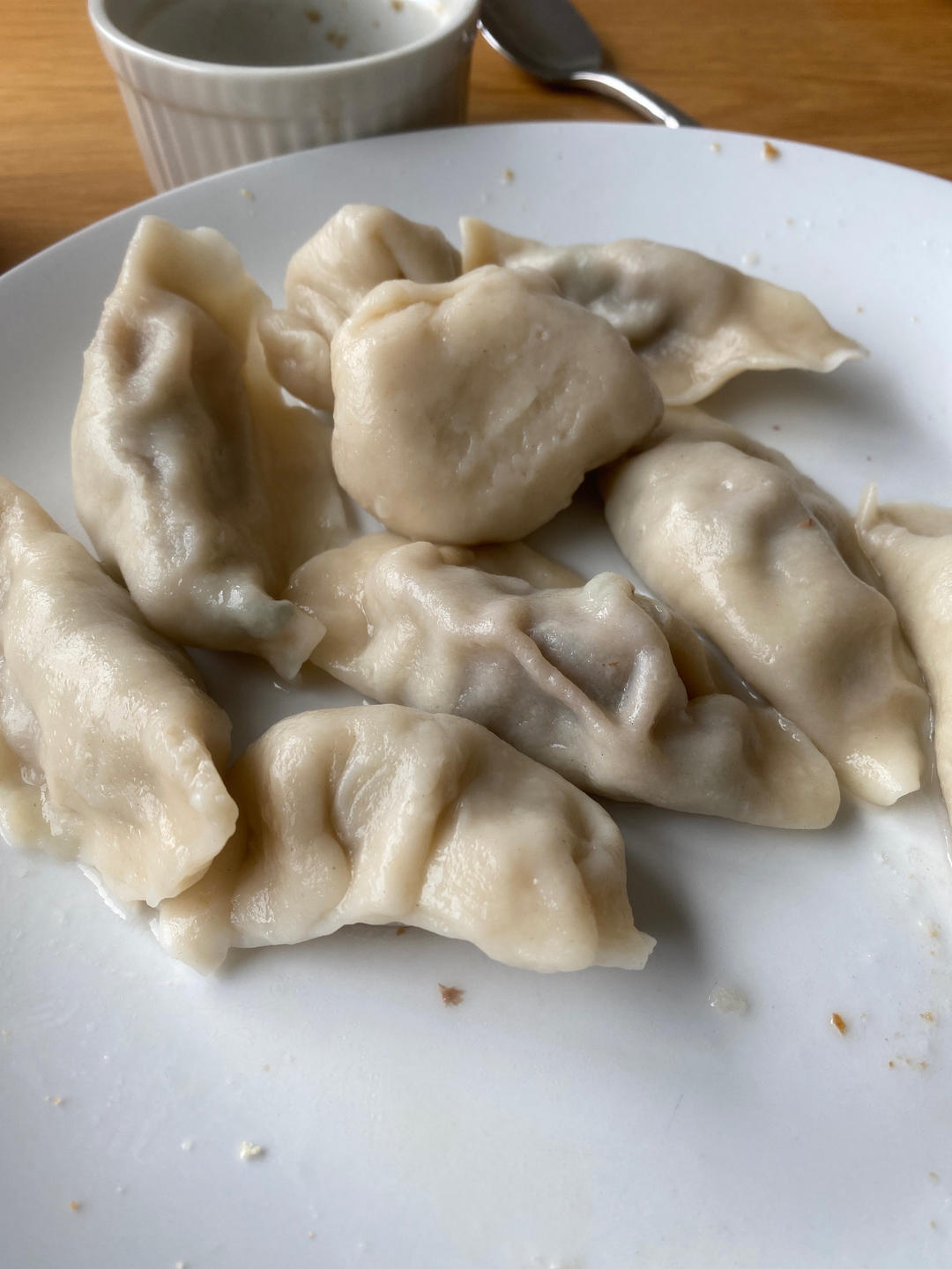 芹菜牛肉水饺
