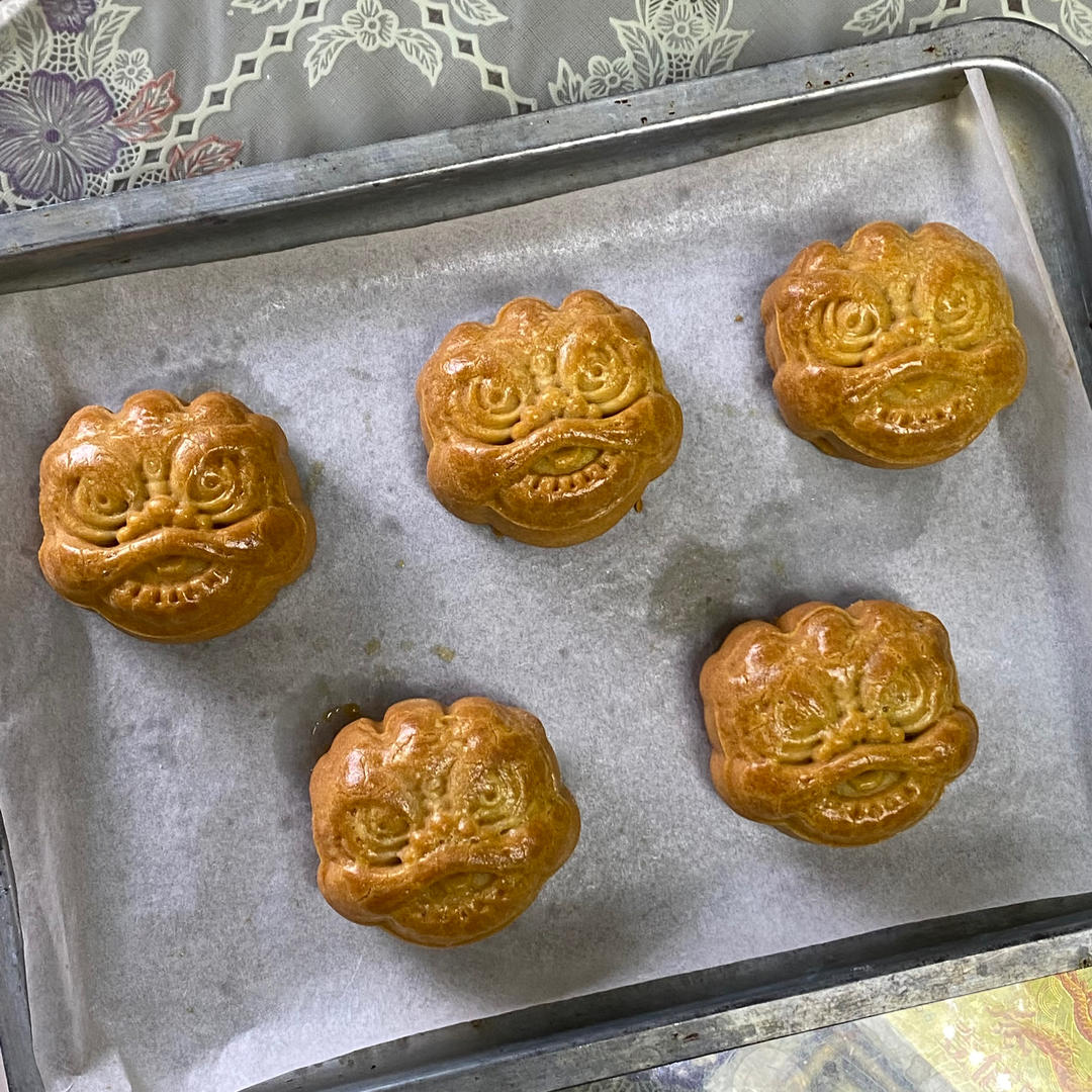 广式莲蓉蛋黄月饼