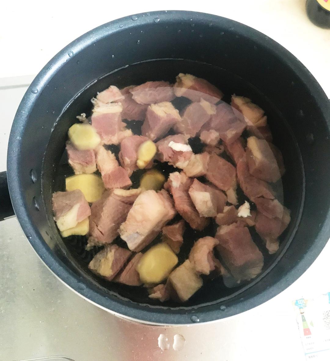 番茄土豆炖牛腩