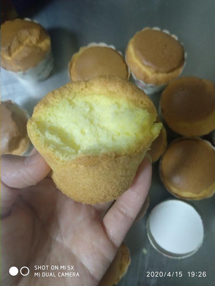 纸杯蛋糕 8寸戚风蛋糕的量