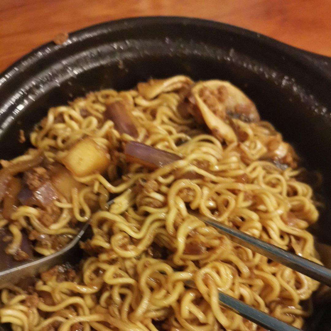 茄子焖面