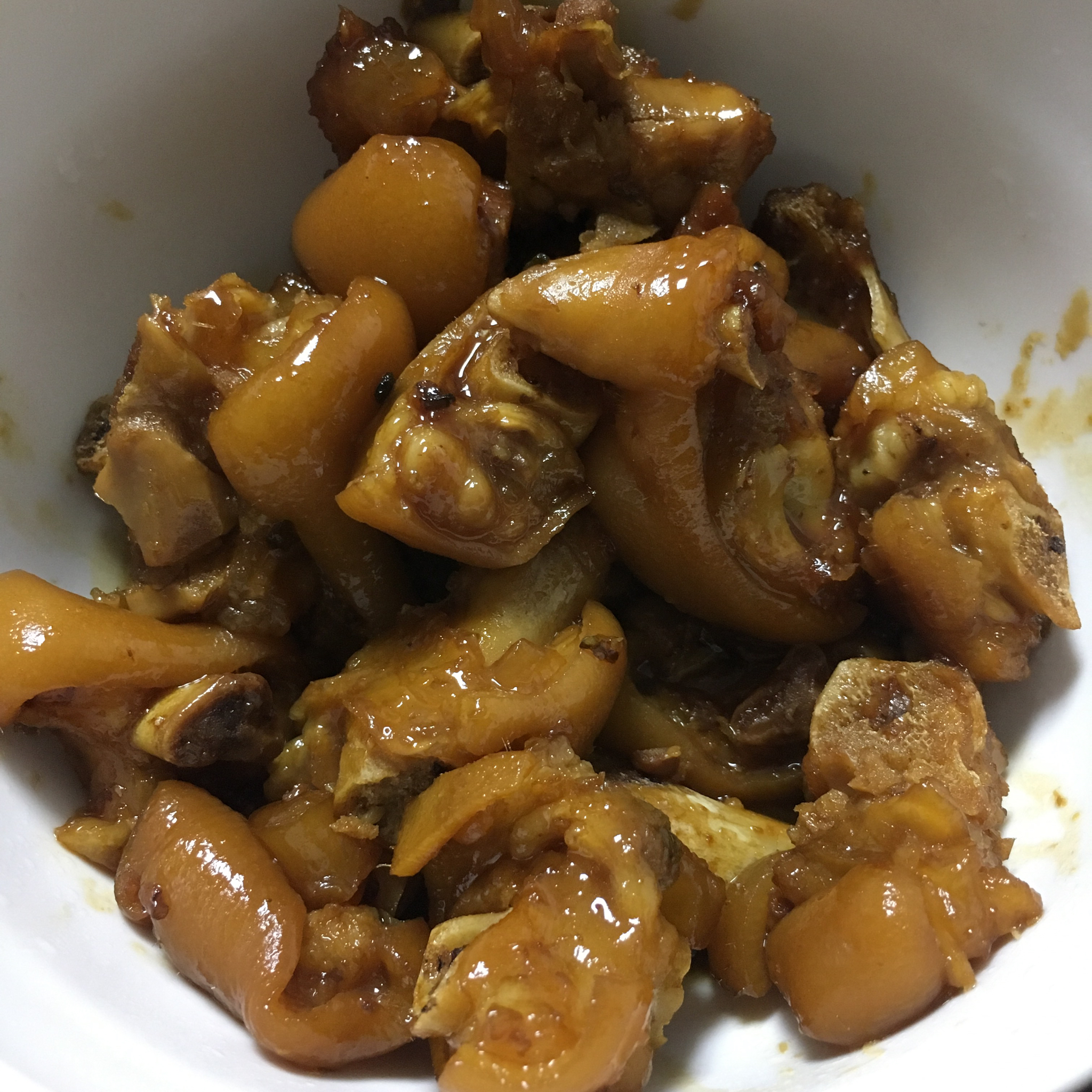 美味的家常菜：红烧猪蹄