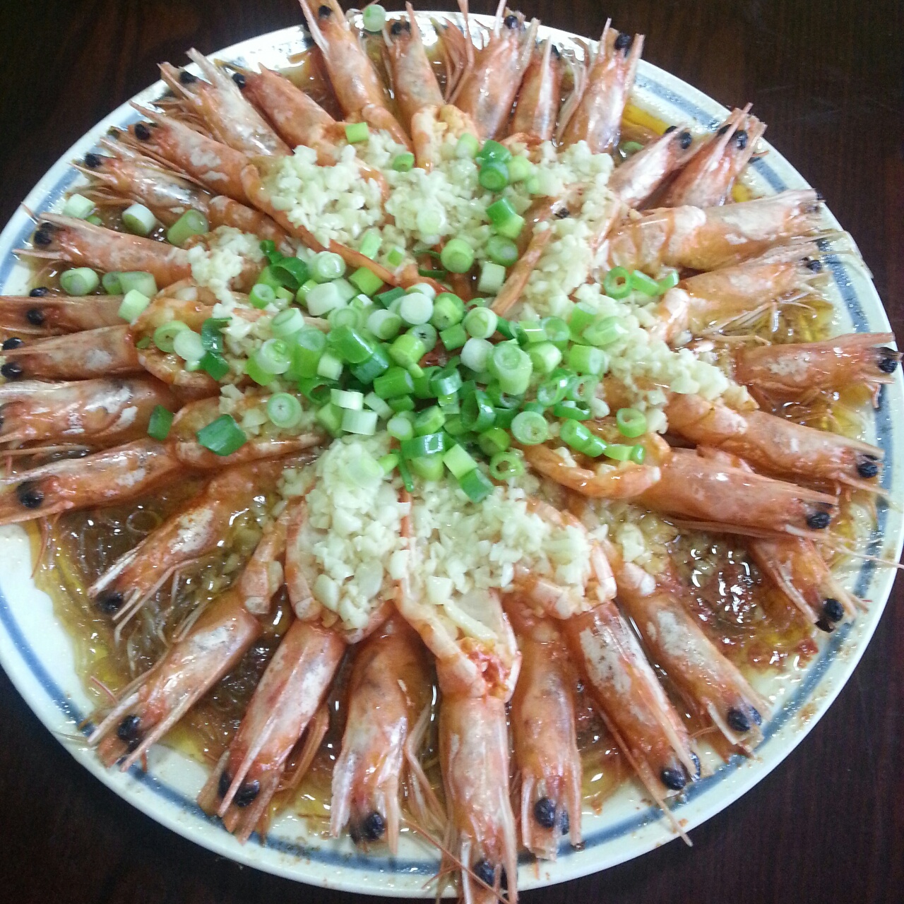 蒜蓉粉丝蒸大虾