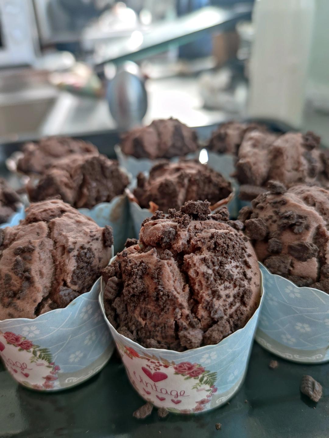 爆炸💥好吃的香浓可可奥利奥麦芬🍫蛋糕