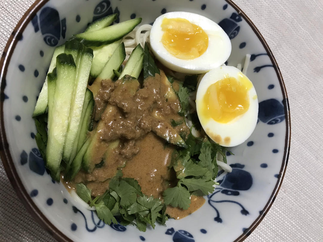 热干面酱汁调法/热干面