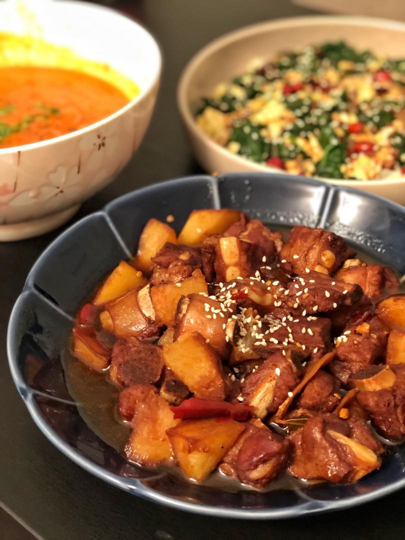 土豆烧排骨