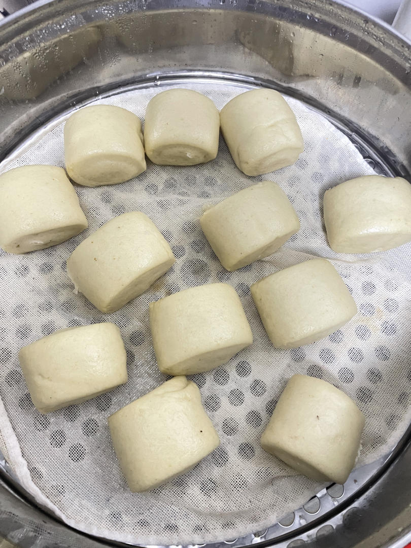 一发奶香小馒头，口感特别好！
