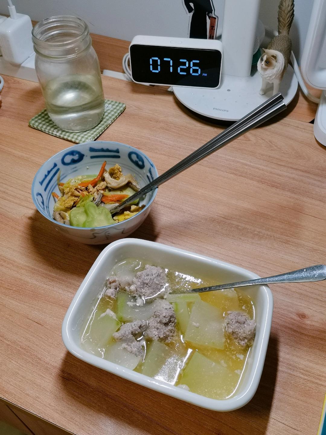 巨鲜美的冬瓜丸子汤