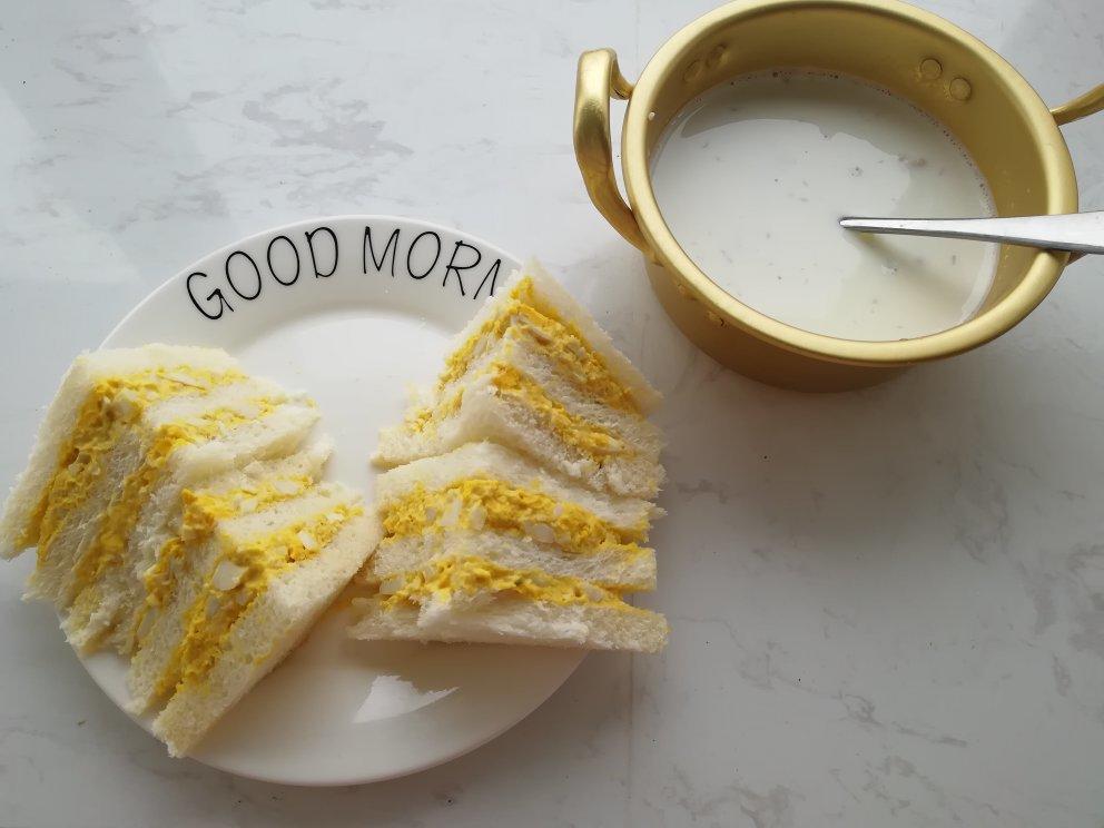 《深夜食堂》鸡蛋三明治