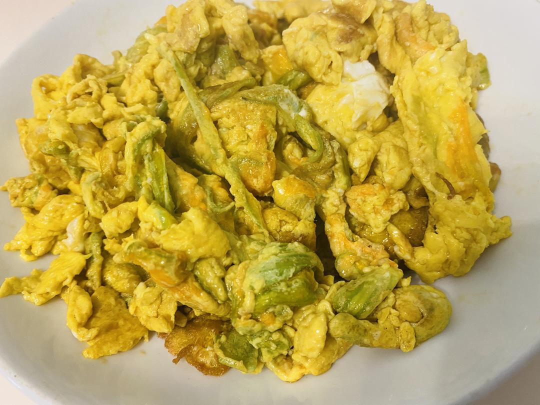 这种花也可以吃 南瓜花炒鸡蛋 的做法步骤图 大彦子萌食记 下厨房