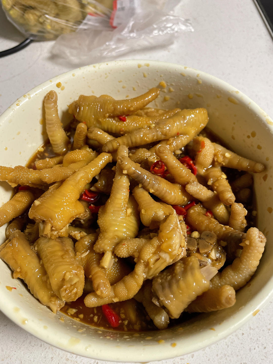 绝对不会后悔的酸辣鸡爪