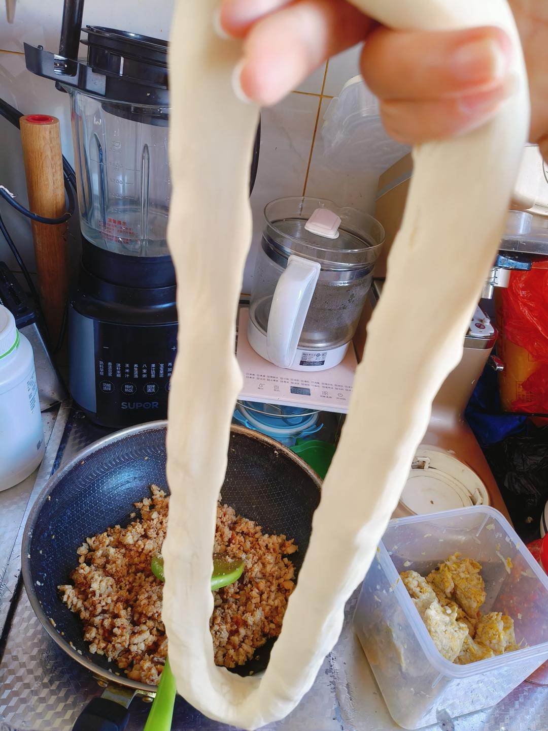 手工揉面三分钟，又韧又薄又好包的饺子皮