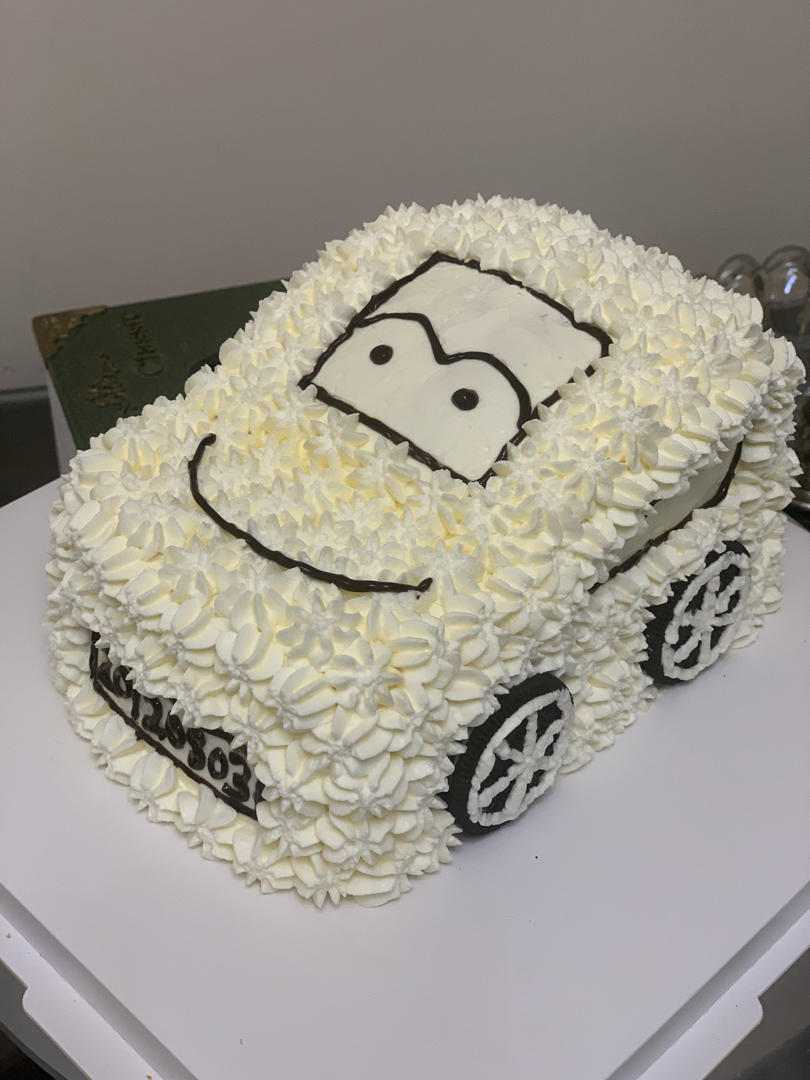 汽车生日蛋糕