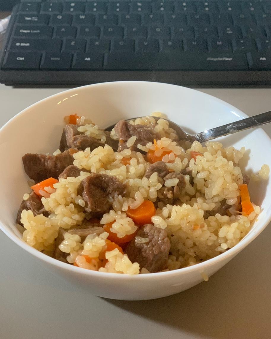 手抓羊肉饭