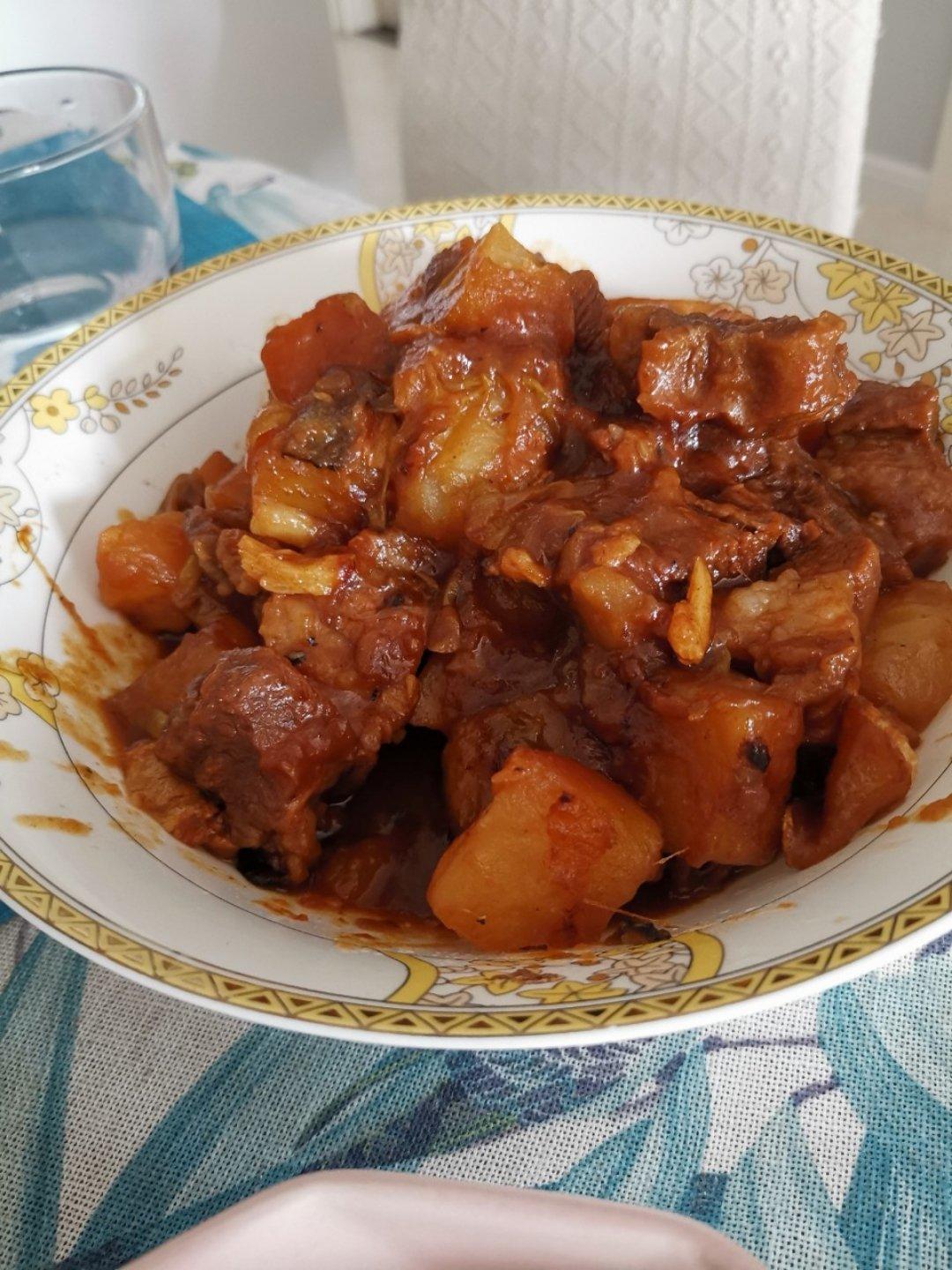 堂妈的土豆炖牛腩