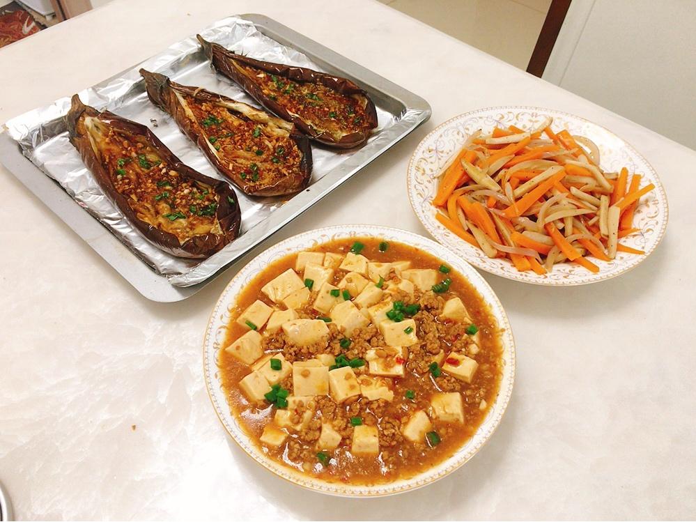 CC招牌菜销魂烤茄子，百吃不厌！