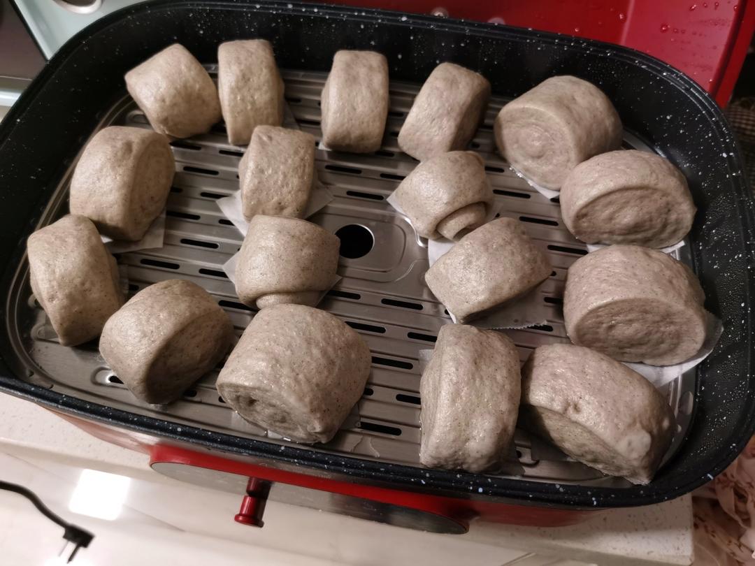 奶香黑芝麻刀切馒头