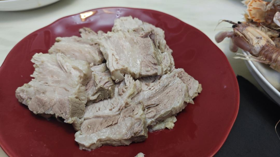 白切肉，蘸料是灵魂
