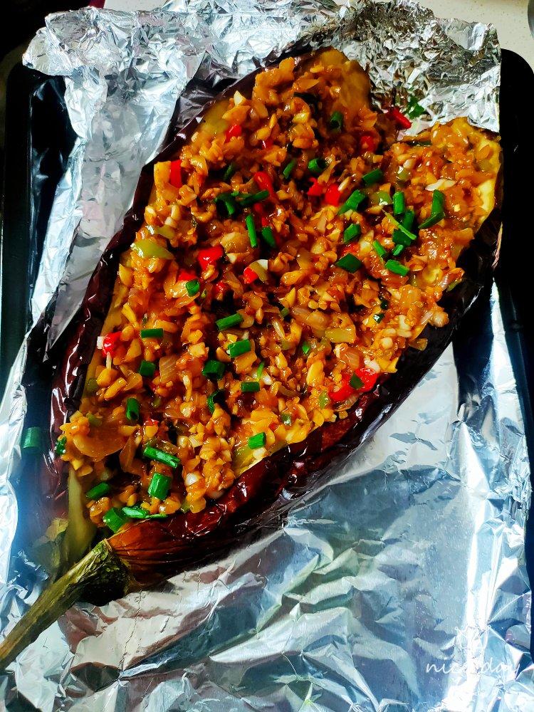 分享作品 2021年05月16日 烤茄子,青椒炒苦瓜,青椒炒香肠,泡椒