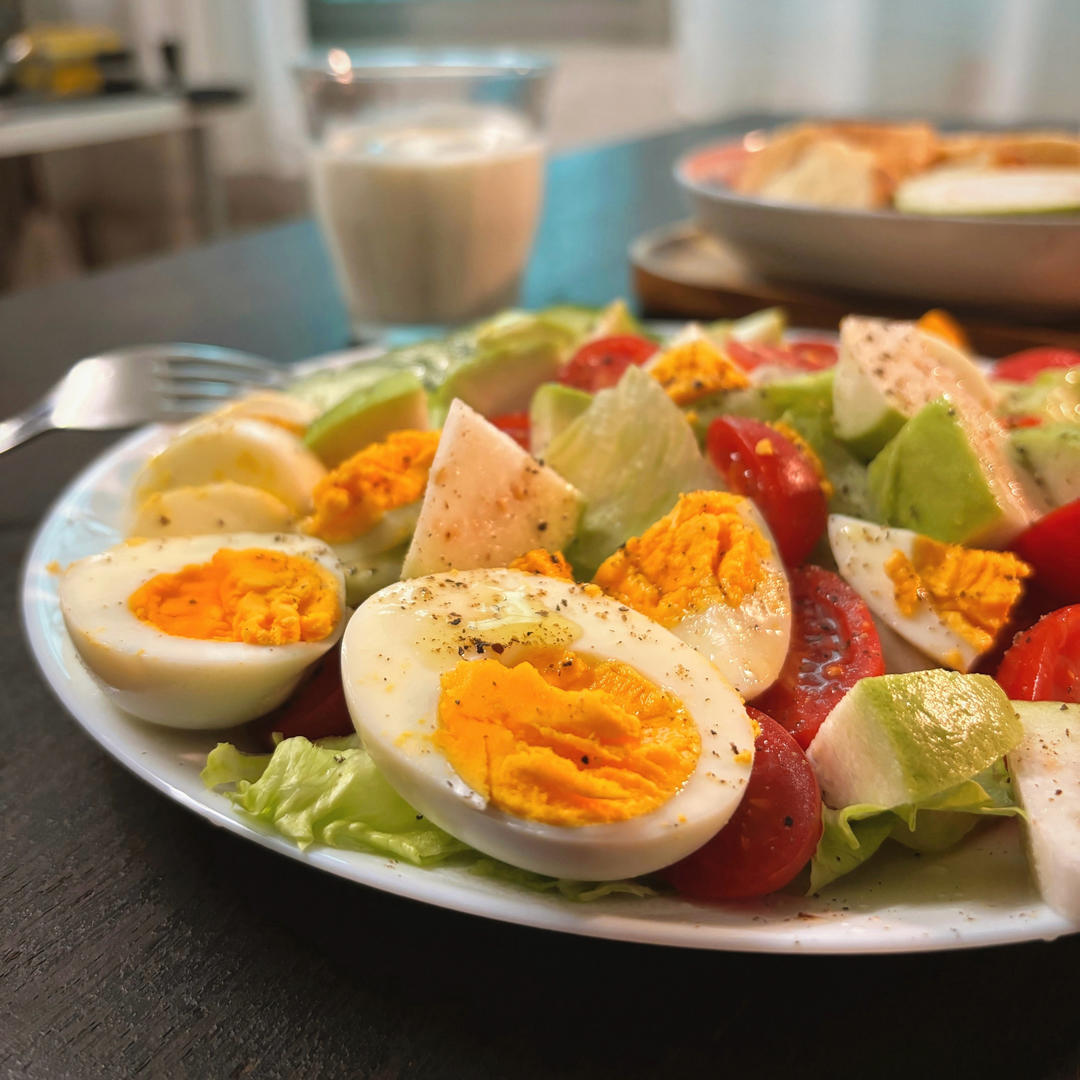 油醋汁苦苣沙拉