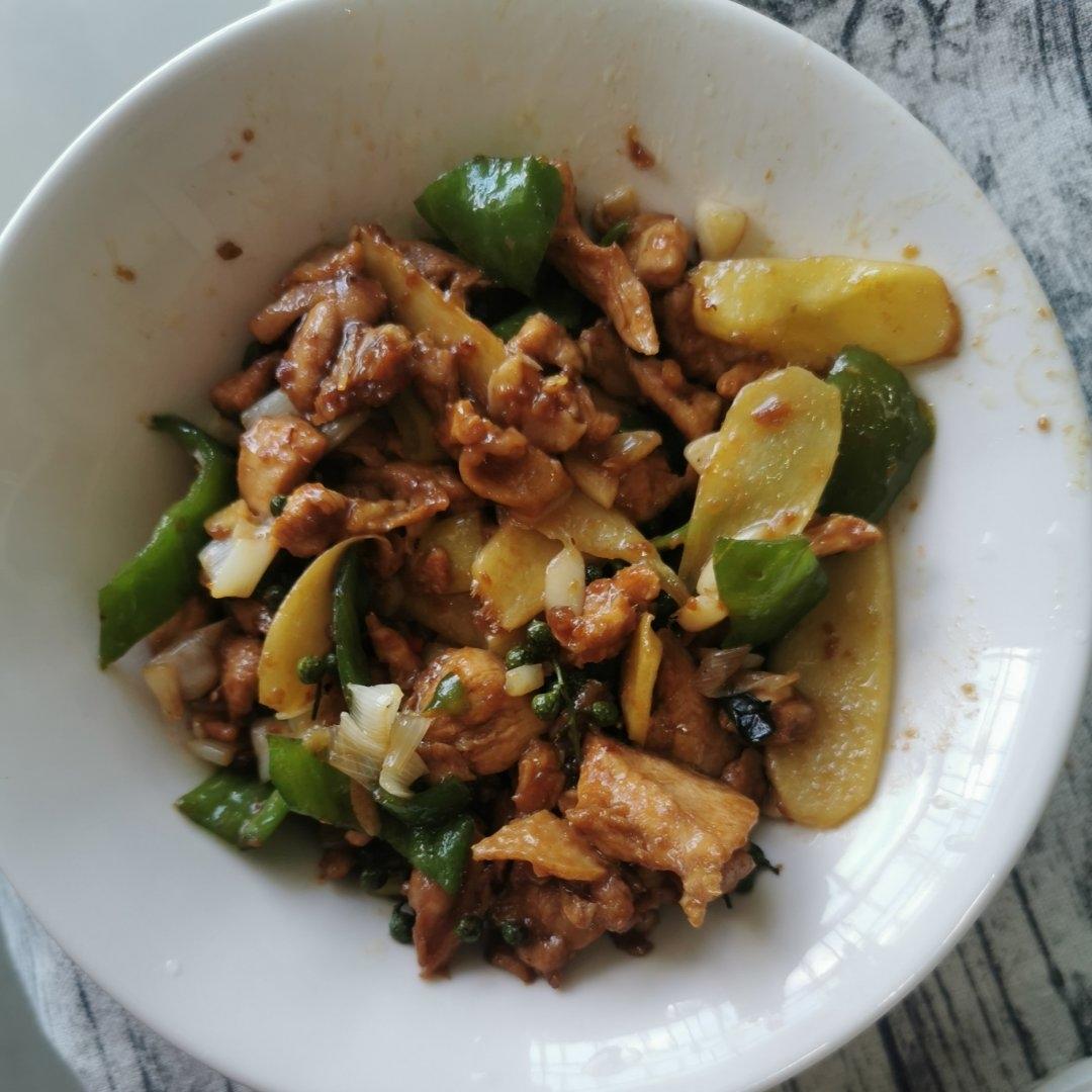 麻辣鲜香的青花椒炒鸡