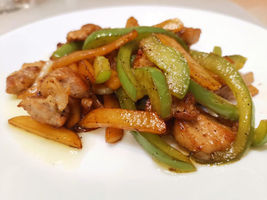 超级下饭，永远吃不腻的土豆丝炒肉