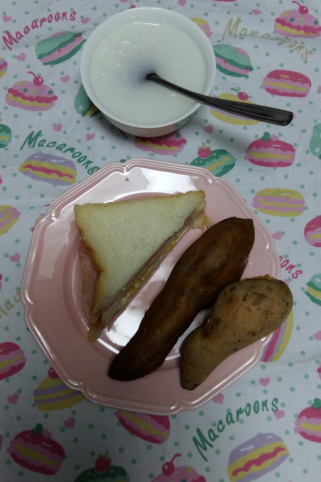 奶油乳清咸吐司