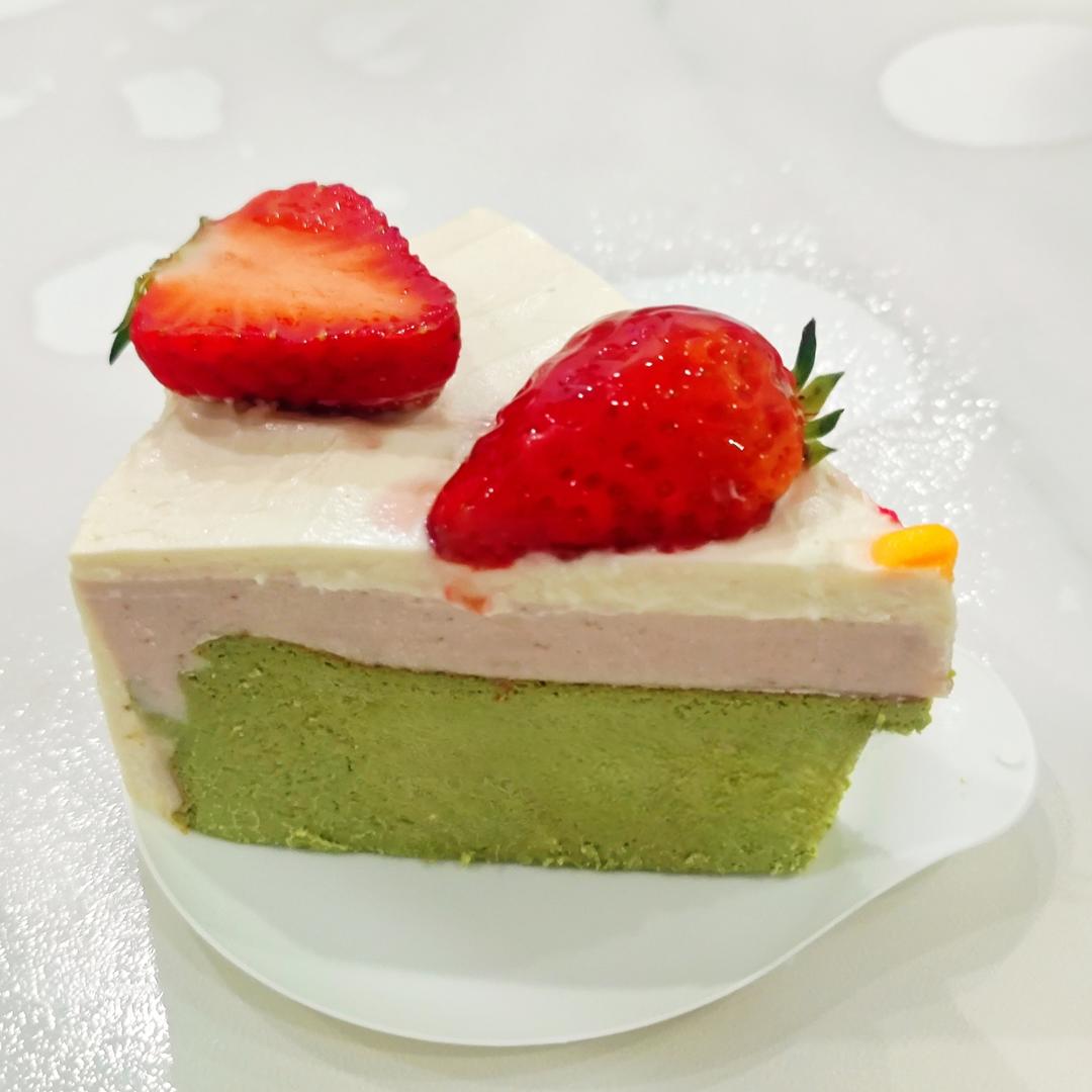 一眼沦陷的初恋甜品🍓草莓抹茶巴斯克蛋糕🍰附80s烤箱烘烤温度