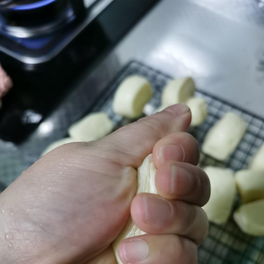 一发奶香小馒头，口感特别好！