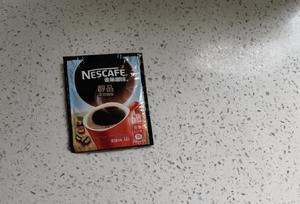生椰咖啡（速溶咖啡版）的做法 步骤1
