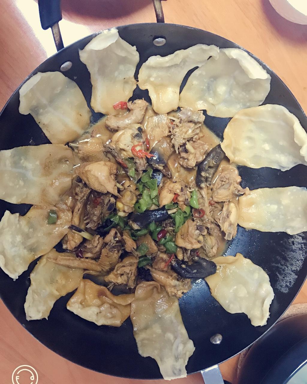 地锅鸡+自制红油【曼食慢语】