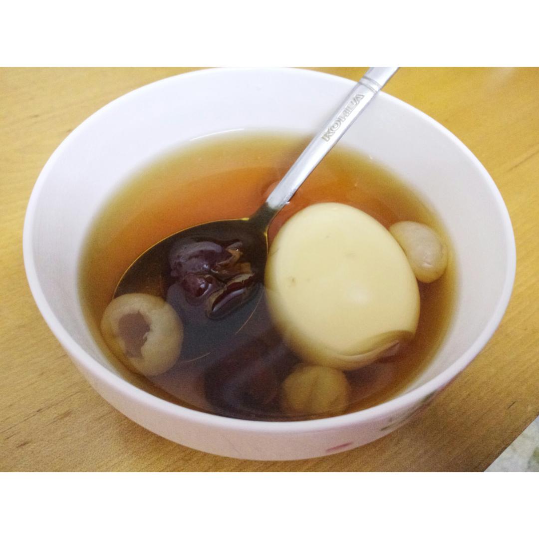 红枣桂圆枸杞红糖水