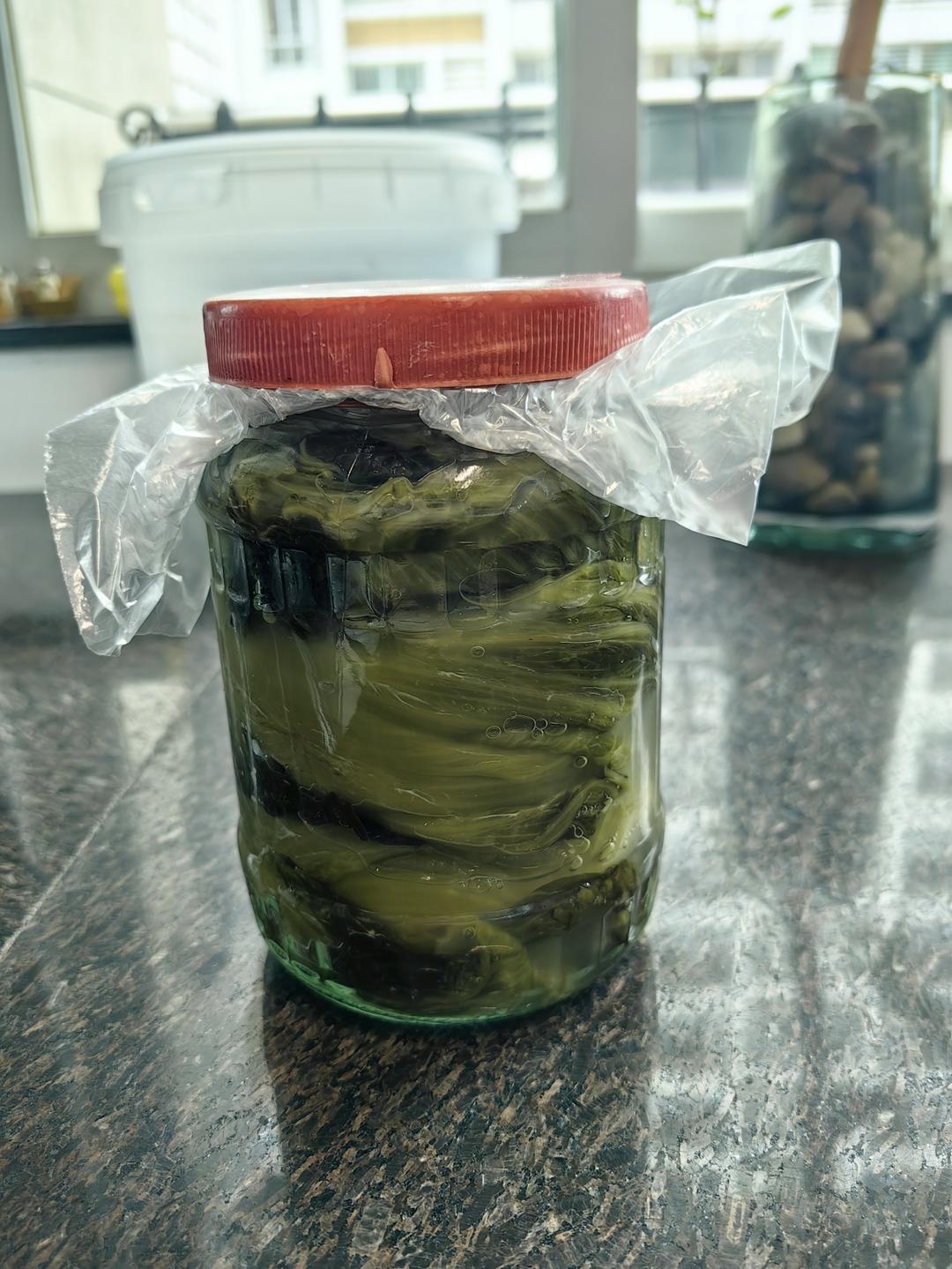 自己腌制的酸菜食用安全，无添加脆爽可口