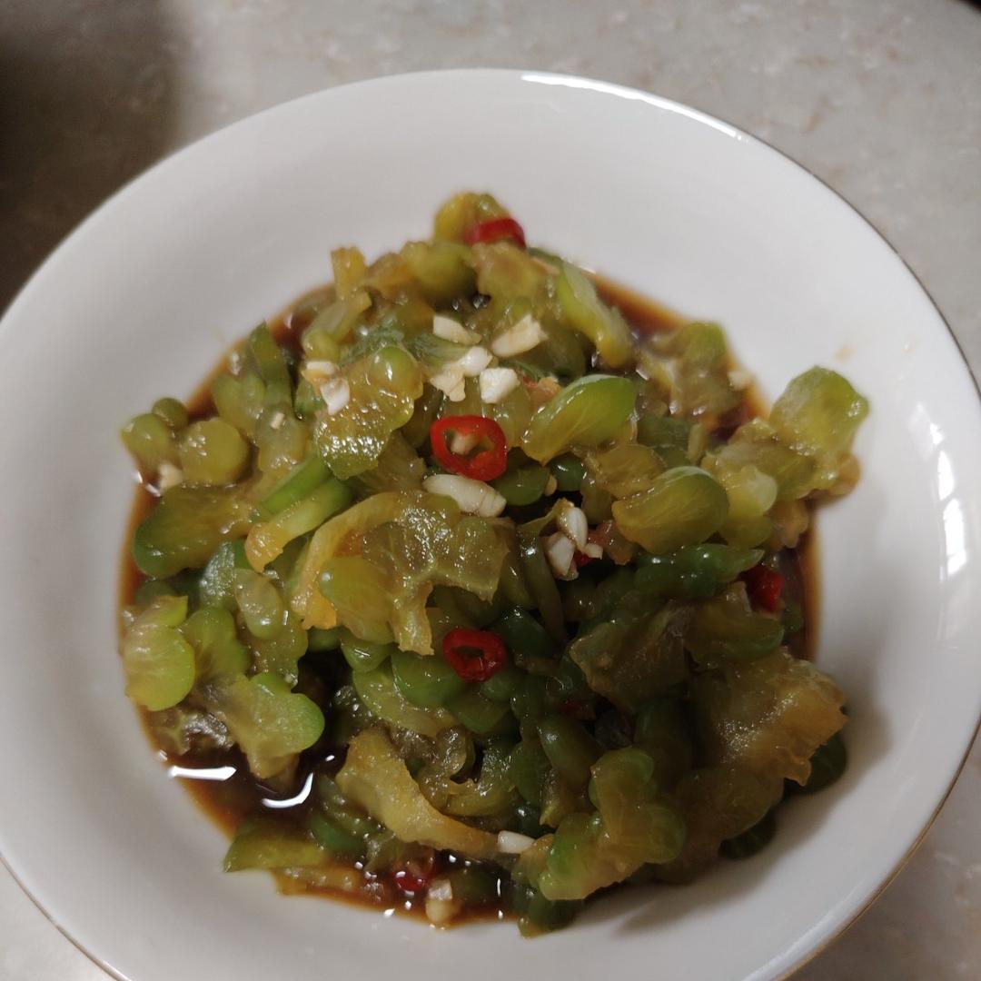 凉拌苦瓜（减脂肪，脆爽可口）